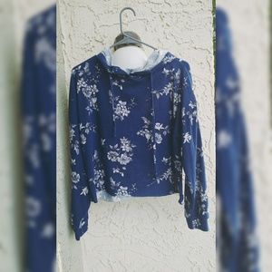 Rue 21 floral Crop Top Hoodie
